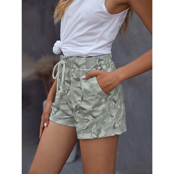 Women's Camo Print Drawstring High Waist Workout Track Shorts with Pockets - Picture 2 of 4